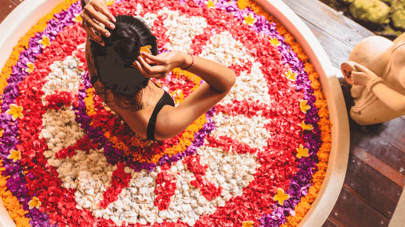 BLOSSOM BLISS - THE WORLD'S BEST FLOWER BATHS